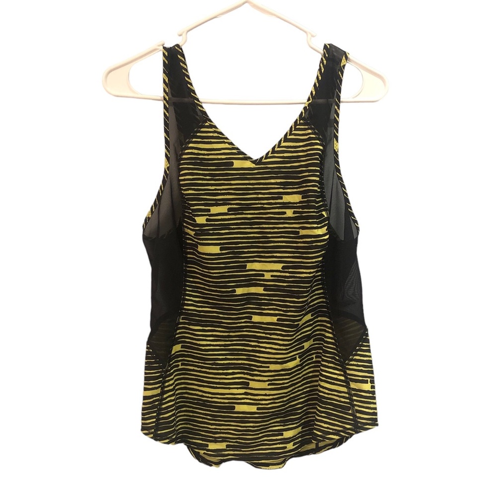 Lululemon Athletica tank top size 6